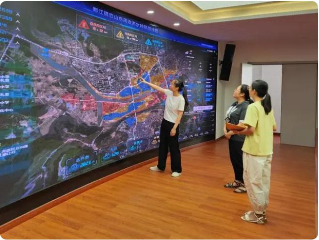 靠前監(jiān)督，寧波海曙區(qū)織牢織密防汛安全網(wǎng)